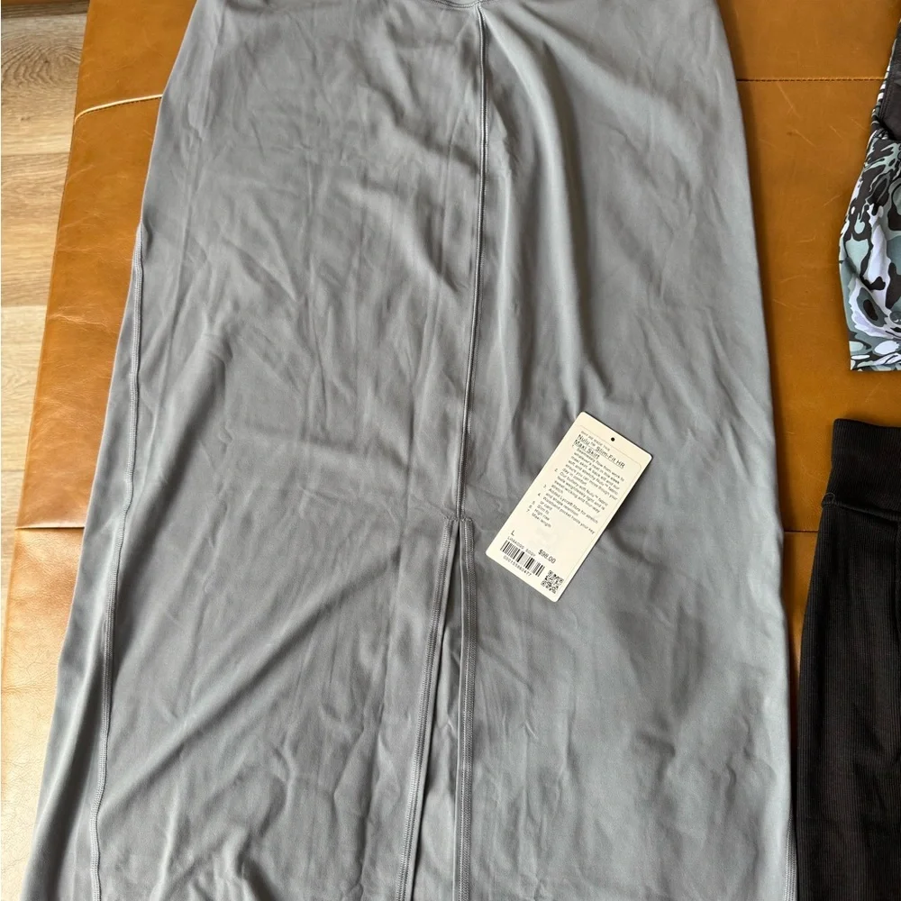 Lululemon Bundle! - Picture 4 of 4